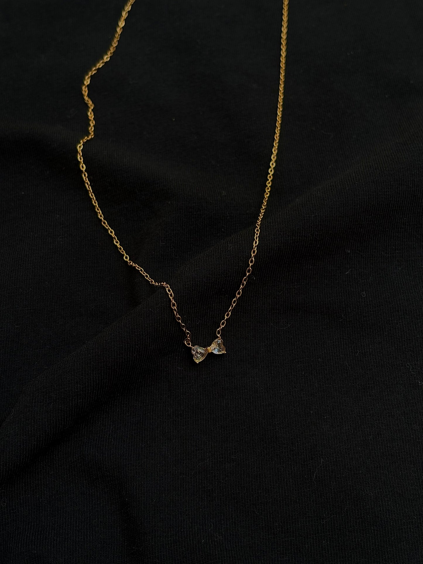 Mini bow Necklace