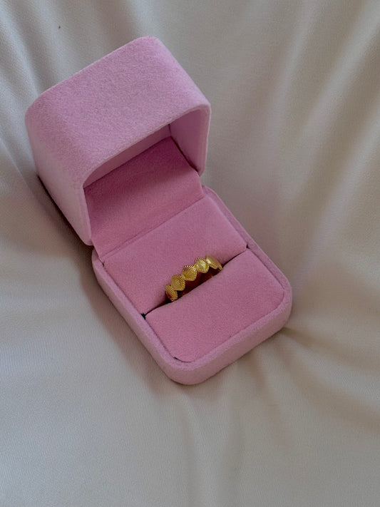 Sea shell ring