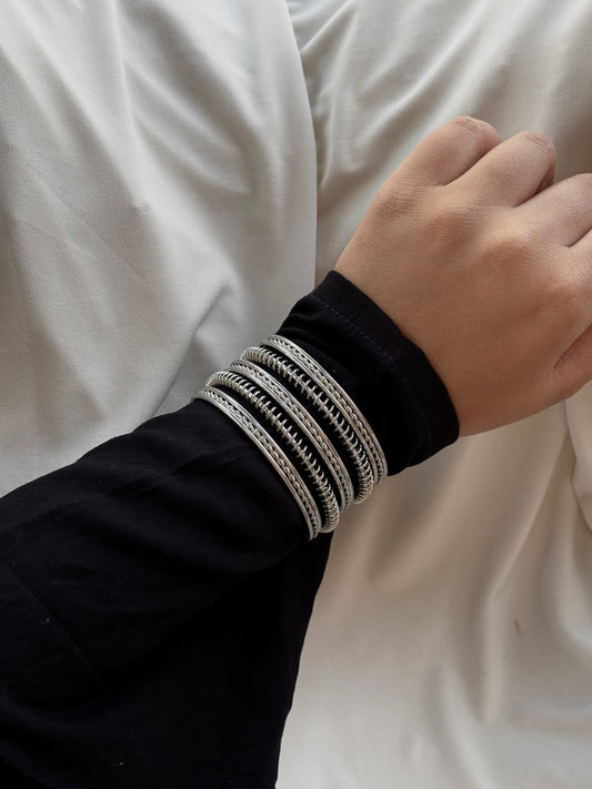 Twist bracelet